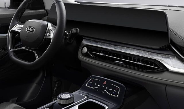 Dual Touch Screen in JAC JS6 Car.