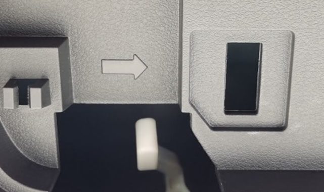 JAC JS6 Car with Tailgate Escape.